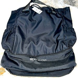 BNWT Beyond Yoga Convertible Gym Bag